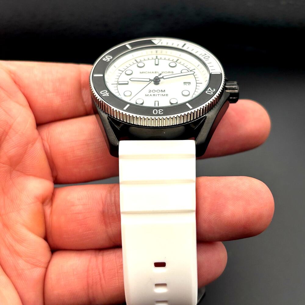 Michael Kors MK9159 Maritime 42mm White Silicone Strap Mens Dive Style Watch NIB - Picture 12 of 17